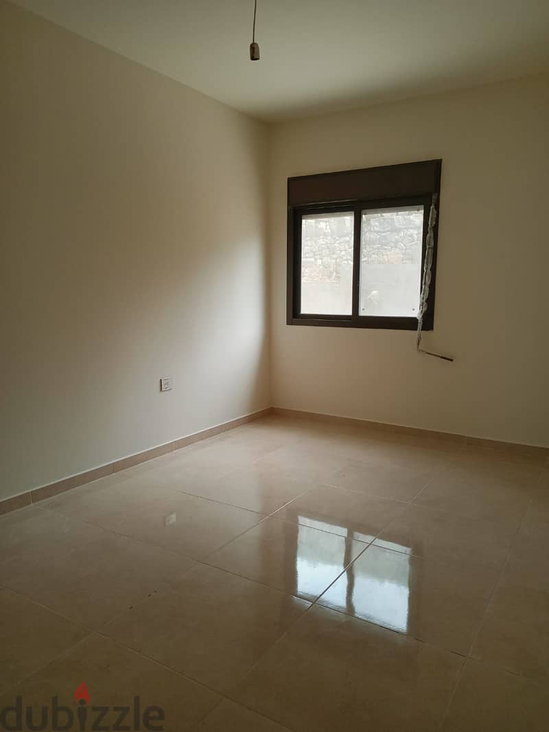 A 130 m2 apartment with nice view for sale in Mazraat yachouh 2