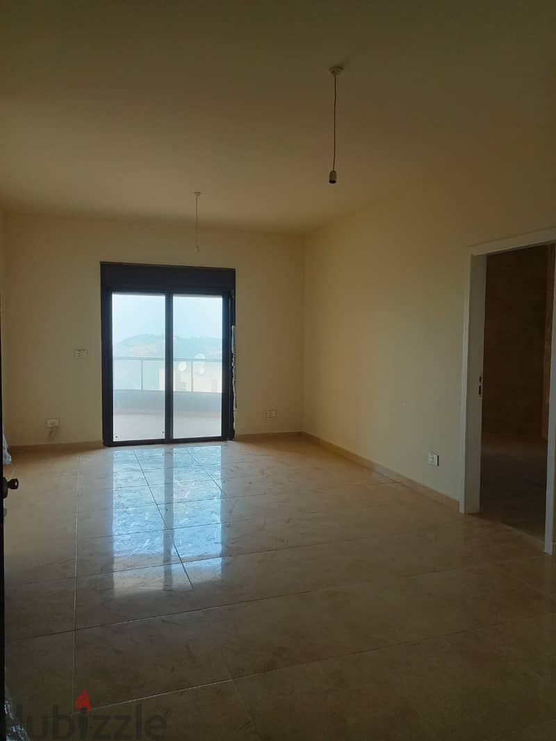 114 m2 apartment for sale in Mazraat yachouh, calm area with nice view 4