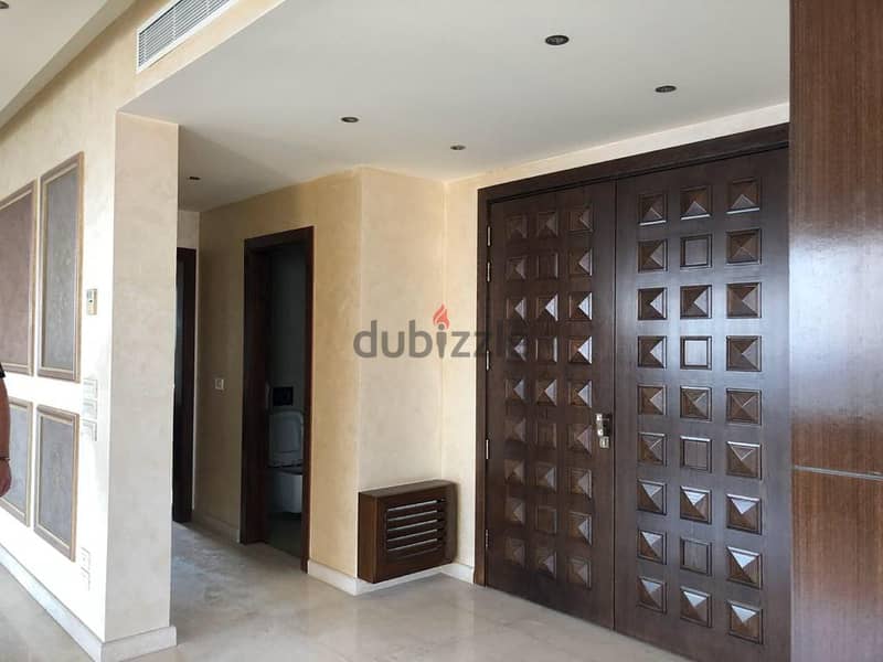 Luxurious fully decorated 400m2 apartment+city view for sale in Mathaf 7
