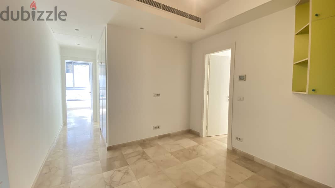 Apartment for sale in Achrafieh شقة للبيع اشرفية 8