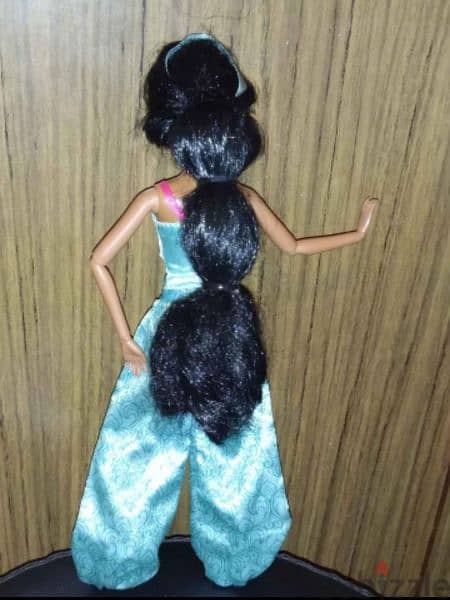 Princess JASMINE Disney Great Rare doll Articulated hands Bend legs 4