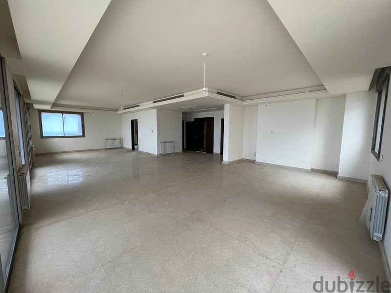 Decorated 336m2 apartment + mountain/sea view for sale in Adma 3