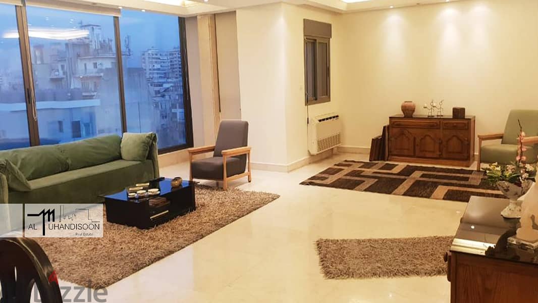 Apartment for Sale in Sanayeh   شقة  للبيع في الصنايع 0