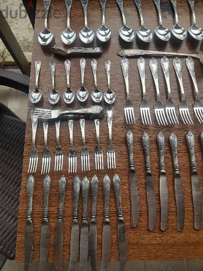 طقم سرفيس فضة روسي الاصلي القديم ممضي ٨٥ قطعة كامل silverware