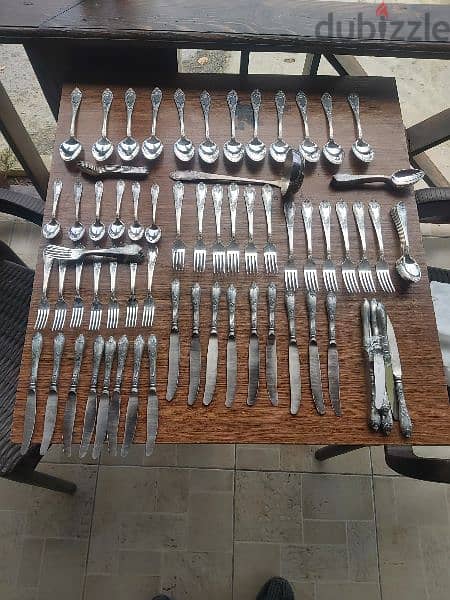 طقم سرفيس فضة روسي الاصلي القديم ممضي ٨٥ قطعة كامل silverware 4