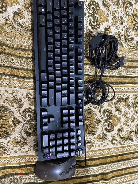 razer keyboard and hyper x mouse 1