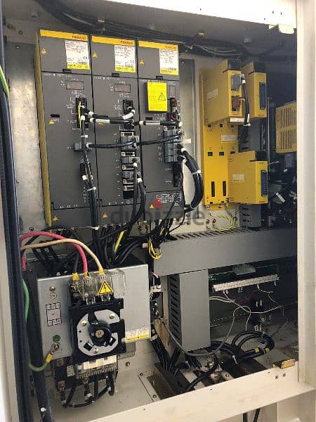 FANUC ROBODRILL CNC 2