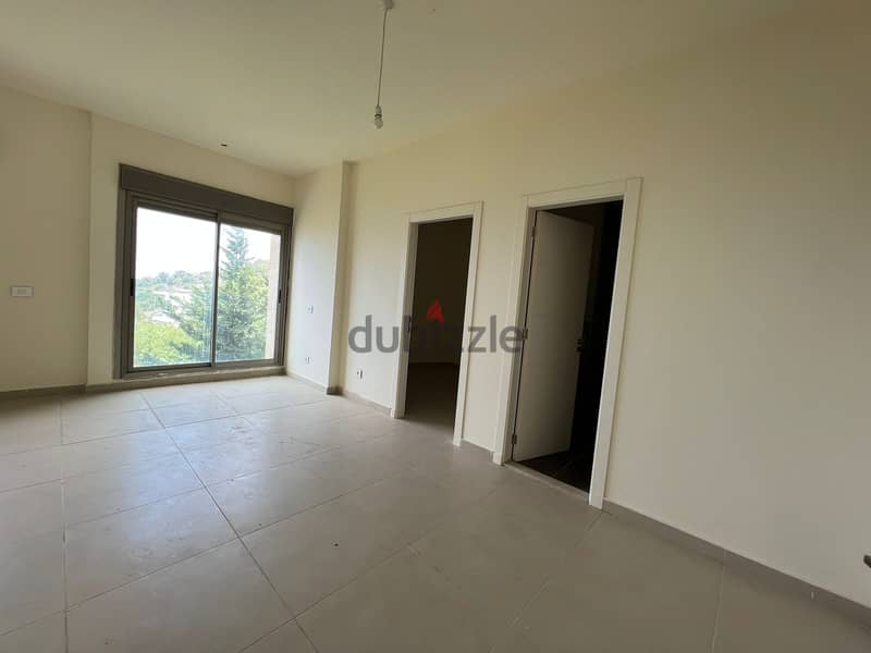 370 m2 apartment +108m2 garden+open mountain/sea view for sale in Adma 8