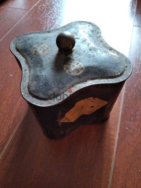 vintage tin container 1