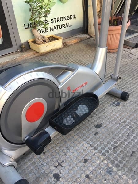 elliptical like new heavy duty very good quality 70/443573 RODGE 2