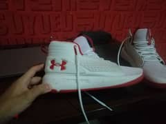 basketball shoes 0