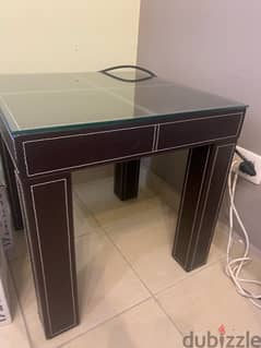 Mirror and coffee table 0