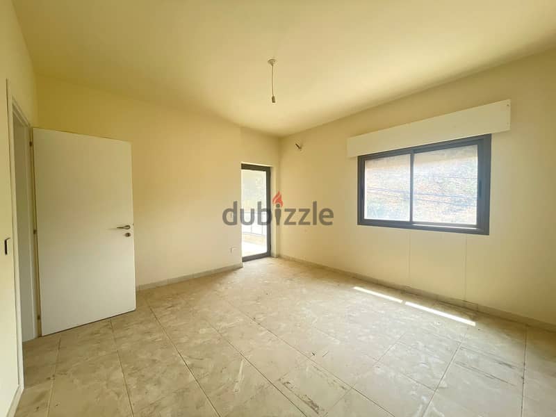 Zikrit | 750$/SQM | Huge Balcony | 3 Bedrooms | 4 Balconies | 2Parking 7