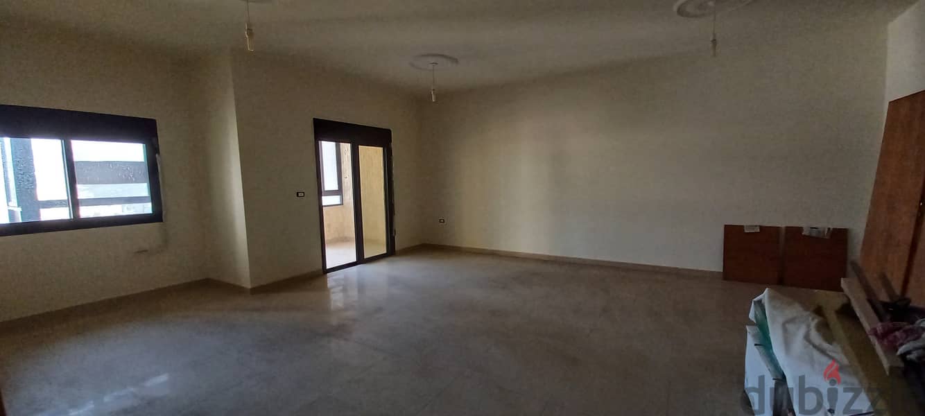 New Built Apartment For Rent In Biakout شقة حديثة البناء للإيجار 2