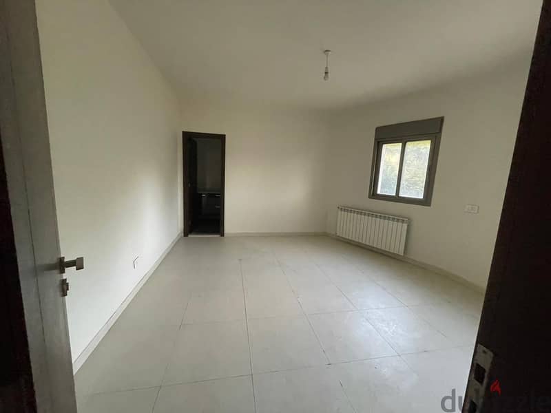 RWK124JS - Apartment For Sale in Ballouneh  - شقة للبيع في بلونة 1