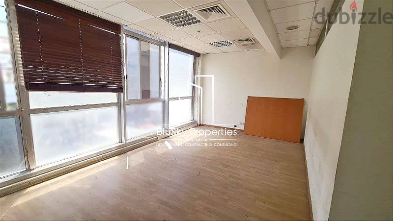 Office 330m² 12 Rooms For RENT In Clemenceau - مكتب للأجار #RB 9
