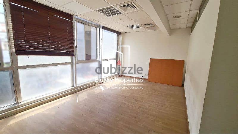Office 330m² 12 Rooms For SALE In Clemenceau - مكتب للبيع #RB 4