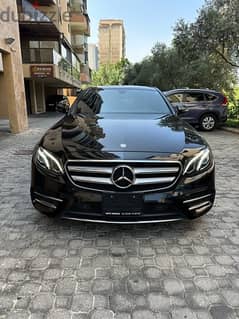 Mercedes E 300 AMG-line 2017 black on black (clean carfax)