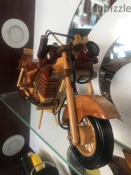 German handmade wood motorcycle موتو خشب شغل يدوي الماني 0