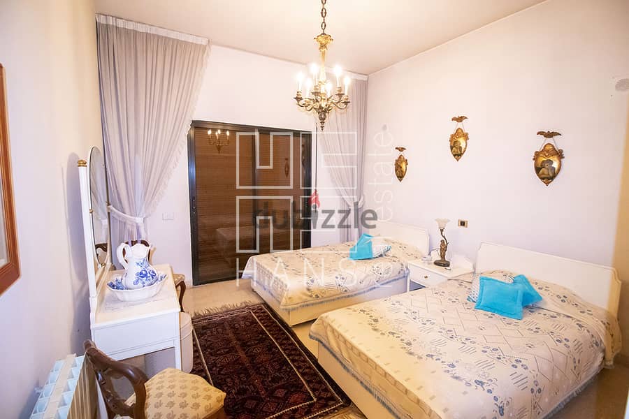 Apartment with Garden for sale in Bayada 8