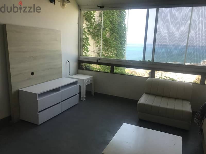 Furnished 100 m2 chalet having an open sea view for sale in Safra 1
