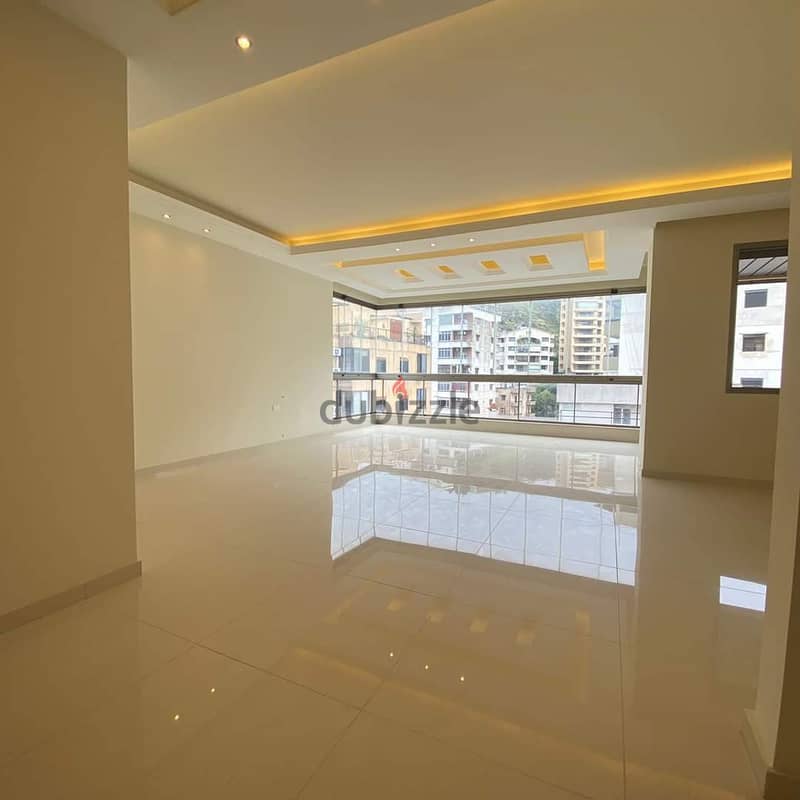 Luxurious 190 m2 apartment for sale in Zalka with a good view 5