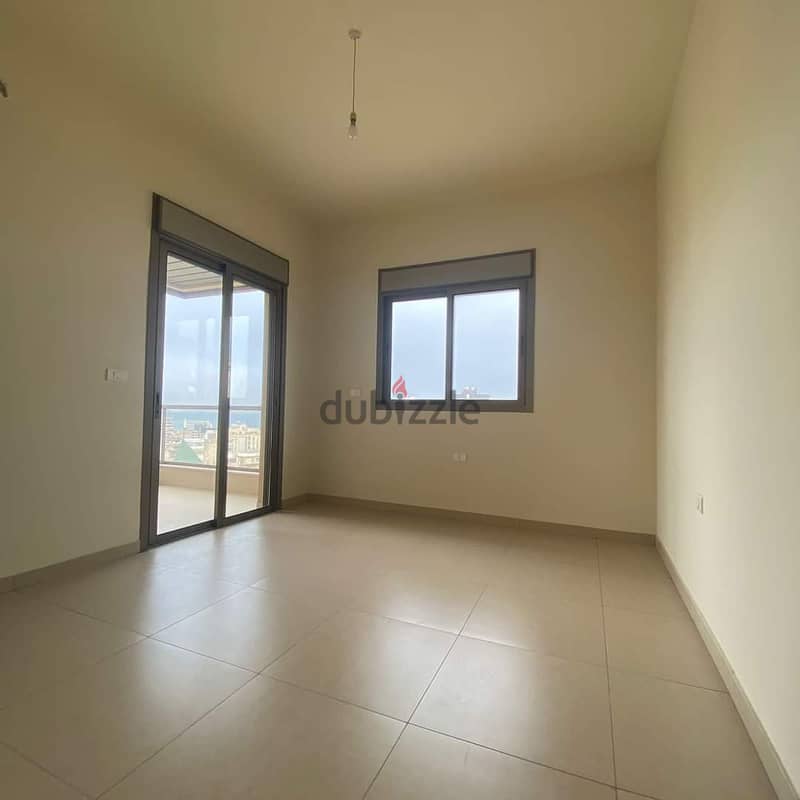 Luxurious 190 m2 apartment for sale in Zalka with a good view 12