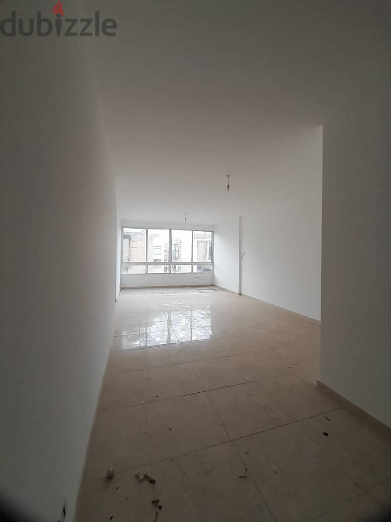 2 bedroom apartment for sale in Forn el chebak شقة للبيع في فرن الشباك 1