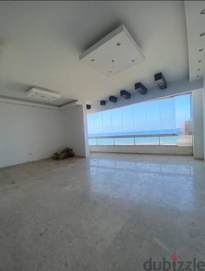 Sea View I 230 SQM apartment in Jnah.