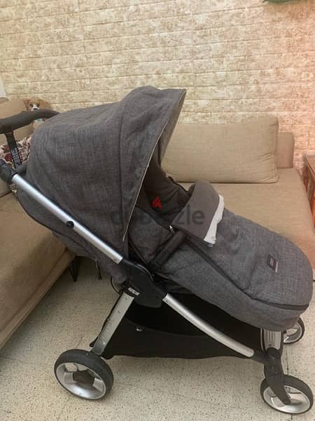 Mamas and Papas Stroller + Carry-Cot 1