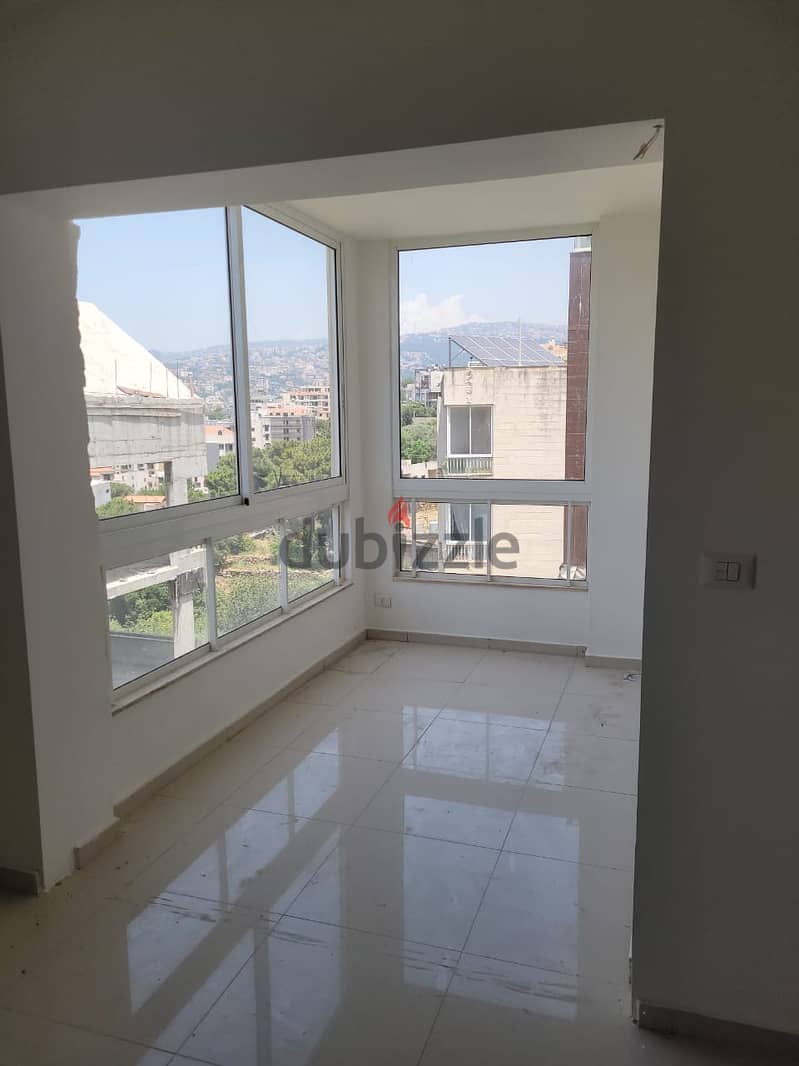 L12716- 3-Bedroom Apartment for Sale in Zikrit 2