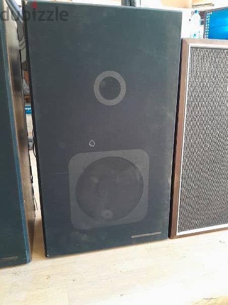 speakers 2