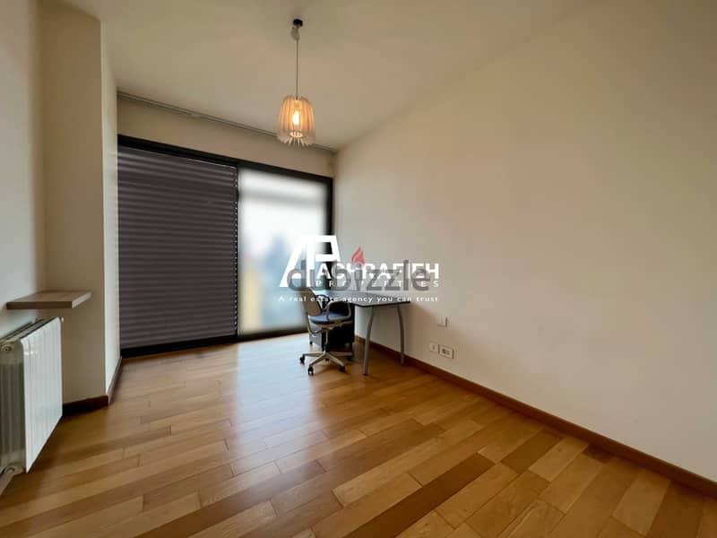 300 Sqm - Apartment For Rent In Achrafieh - شقة للإجار في الأشرفية 15