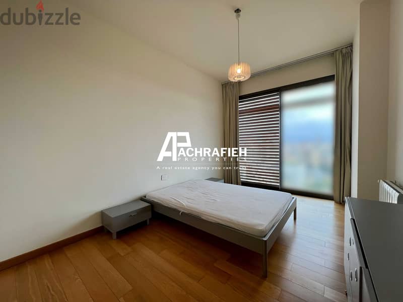 300 Sqm - Apartment For Rent In Achrafieh - شقة للإجار في الأشرفية 17