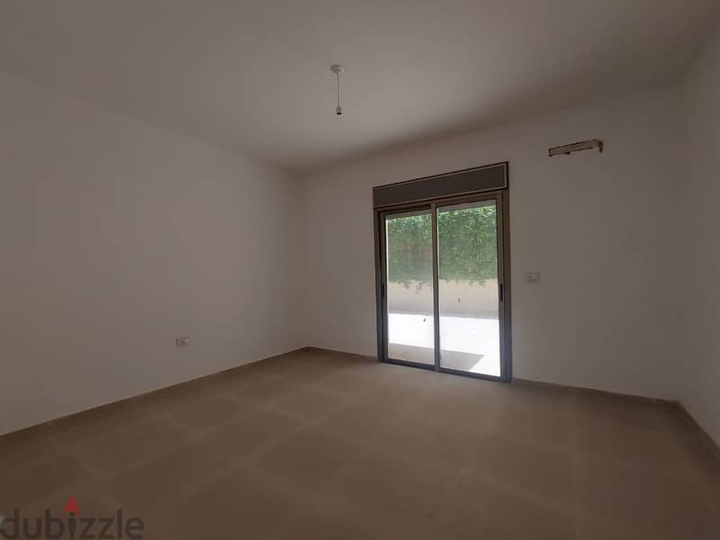 280 SQM Apartment in Sahel Alma, Keserwan with Terrace 4