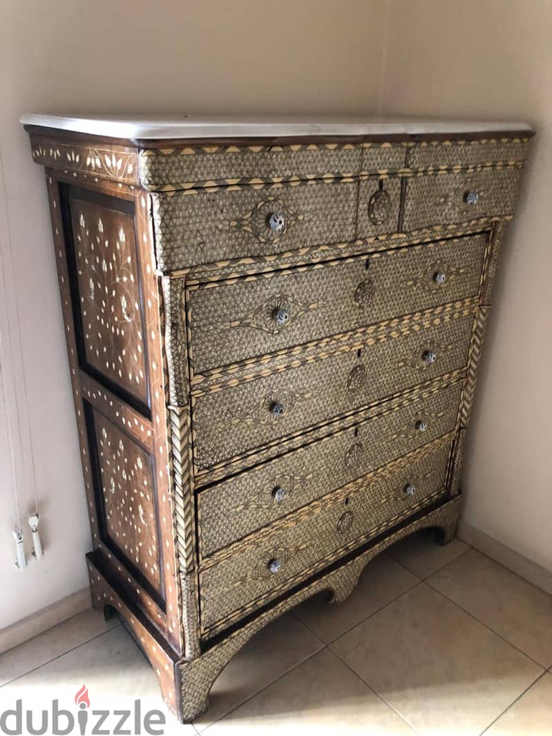 Antique drawer unit 1