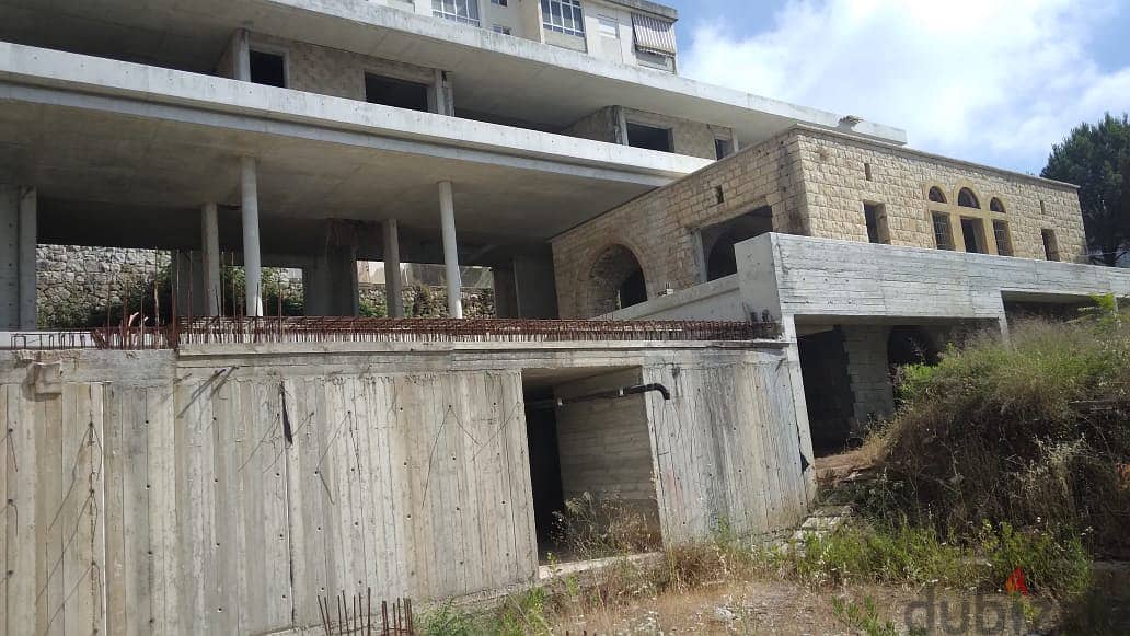 L12727- Land With Fully Renovated House for Sale In Ain Aar 1