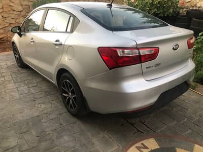 kia rio 63000km hyundai accent23000km