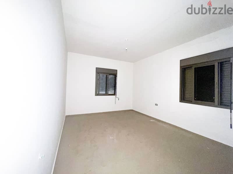 RWK155EM - Apartment For Sale in Jeita - شقة للبيع في جعيتا 3