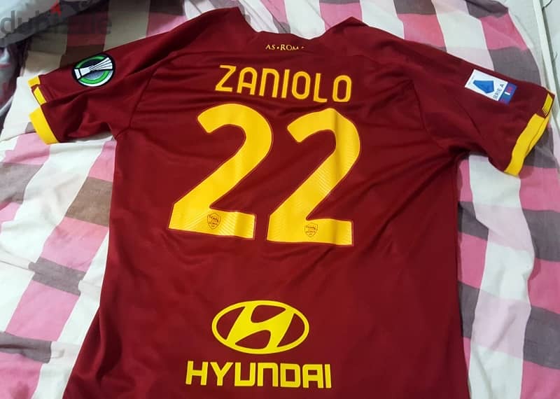 zaniolo 22 roma newbalance jersey 2022 3