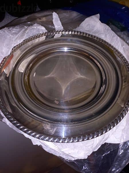 For sale 3 silver plates 2