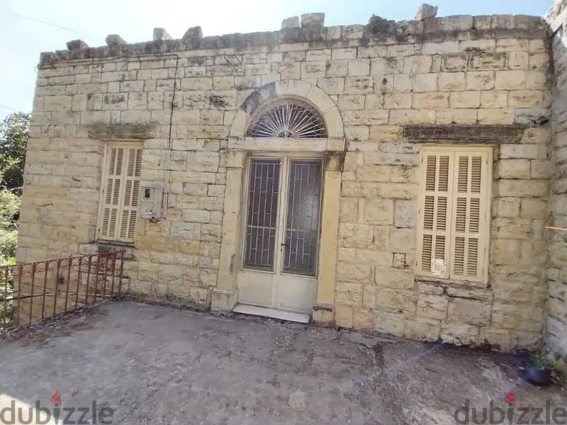 Historic House with Land for sale in Souk EL Ghareb 3
