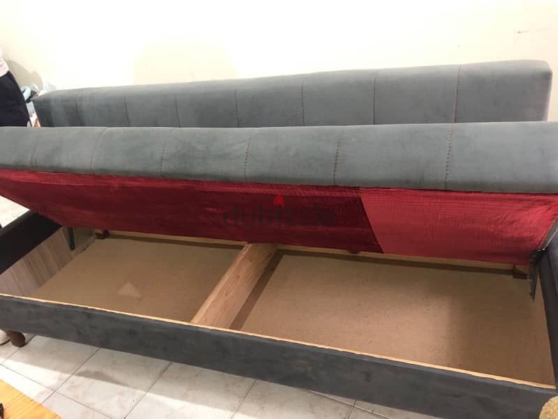 Sofa bed barely used 2