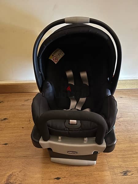 car seat 1-12  months 1