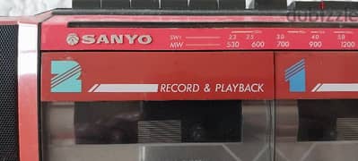Vintage Radio, Speaker,Cassette Tape 60$ 0