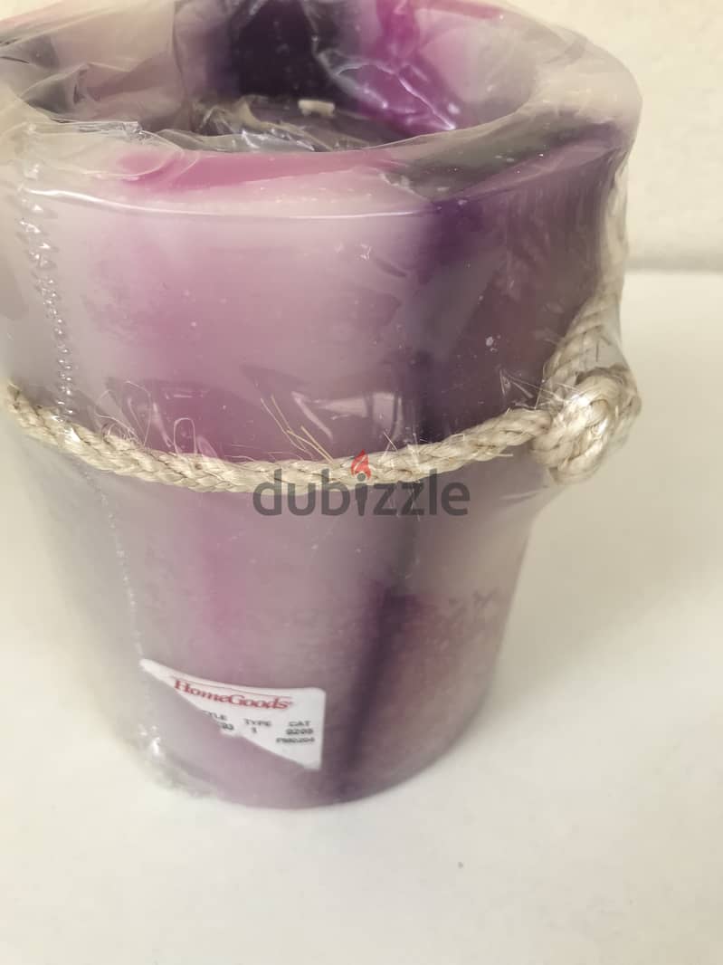 NEW. From USA  5 decorative scented candles 5