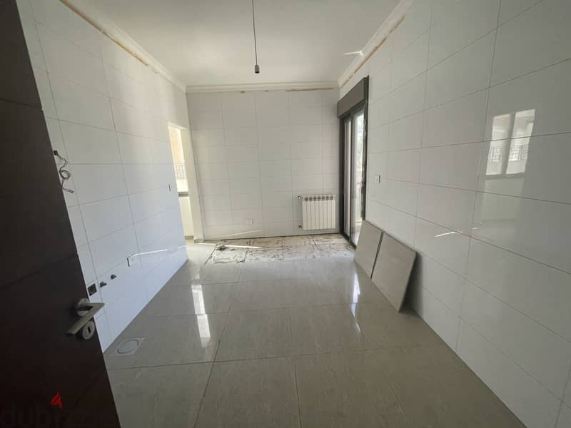 RWK125NA -  Apartment For Sale in Adonis -شقة  للبيع في أدونيس 2