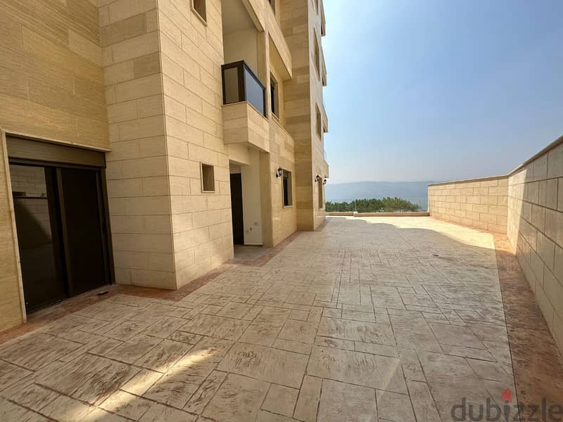 185Sqm+130 Sqm Terrace| Prime location |Apartment for sale in Baabdath 0
