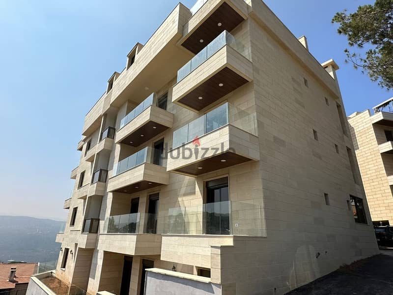 185Sqm+130 Sqm Terrace| Prime location |Apartment for sale in Baabdath 1