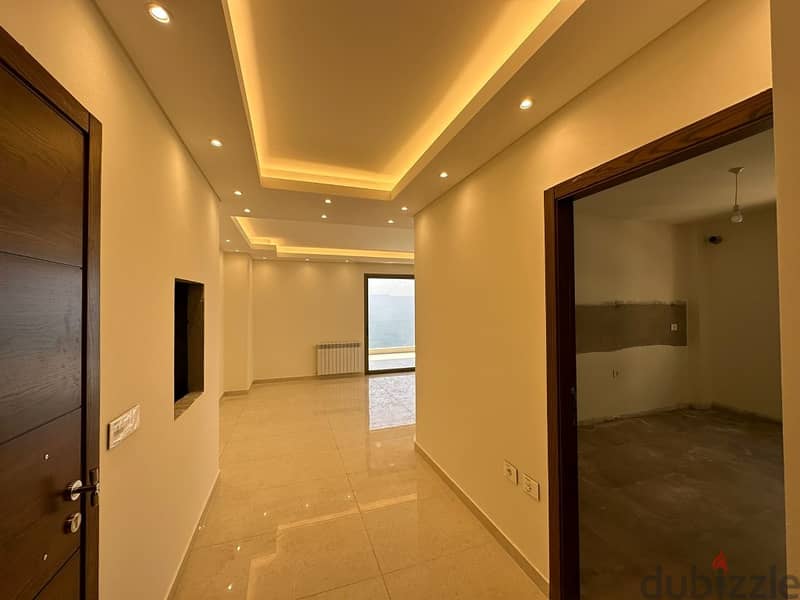 185Sqm+130 Sqm Terrace| Prime location |Apartment for sale in Baabdath 5